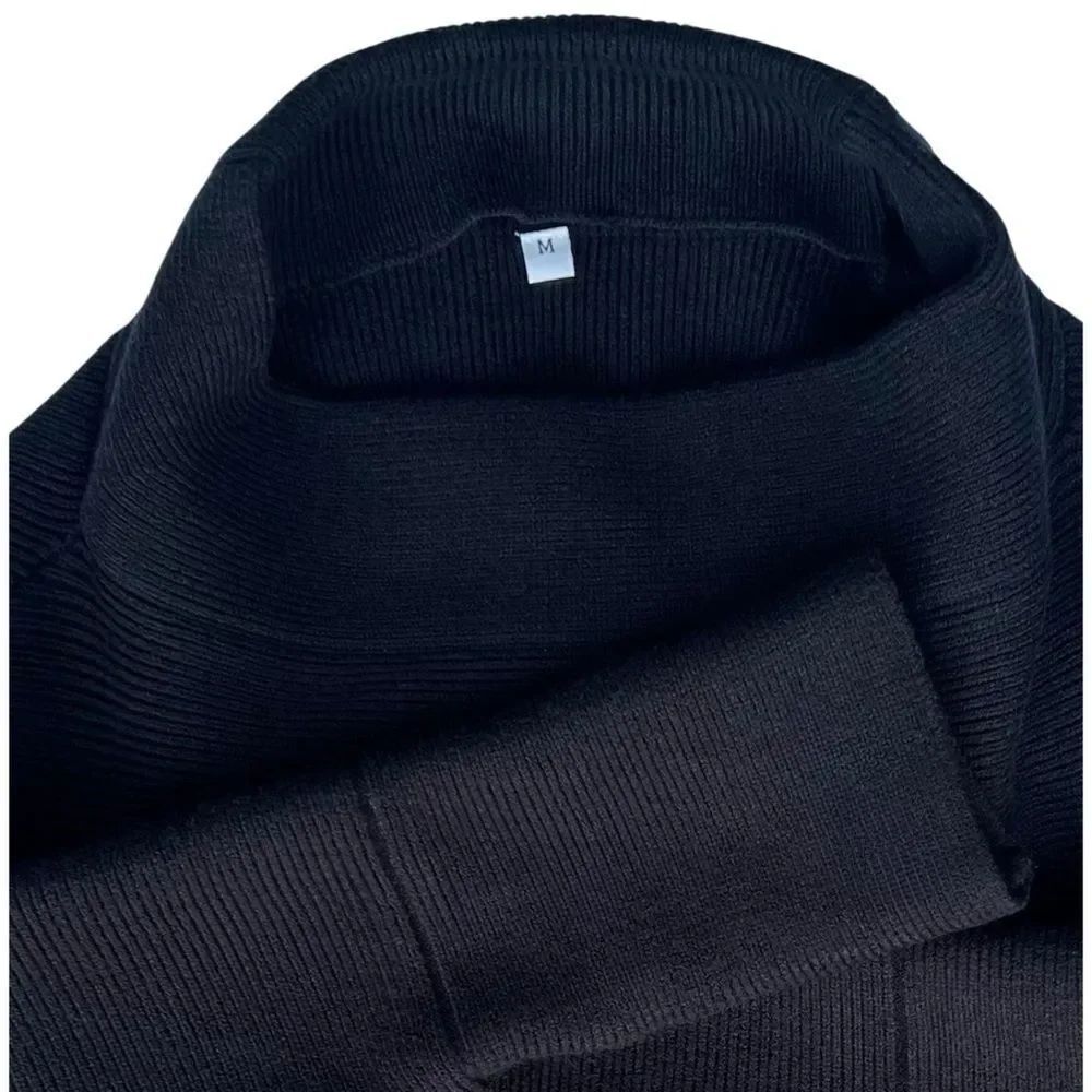 Oversized Mock Neck Sweater - Picture 9 of 11